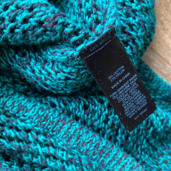 Express Black and Sea Green Crochet Size M Top - Picture 6 of 9